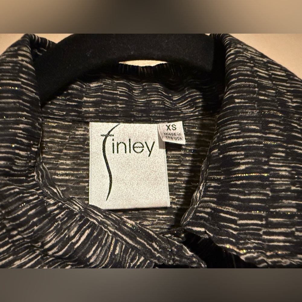 Finley Monica Pixel Chiffon top blouse women’s XS - Picture 7 of 10